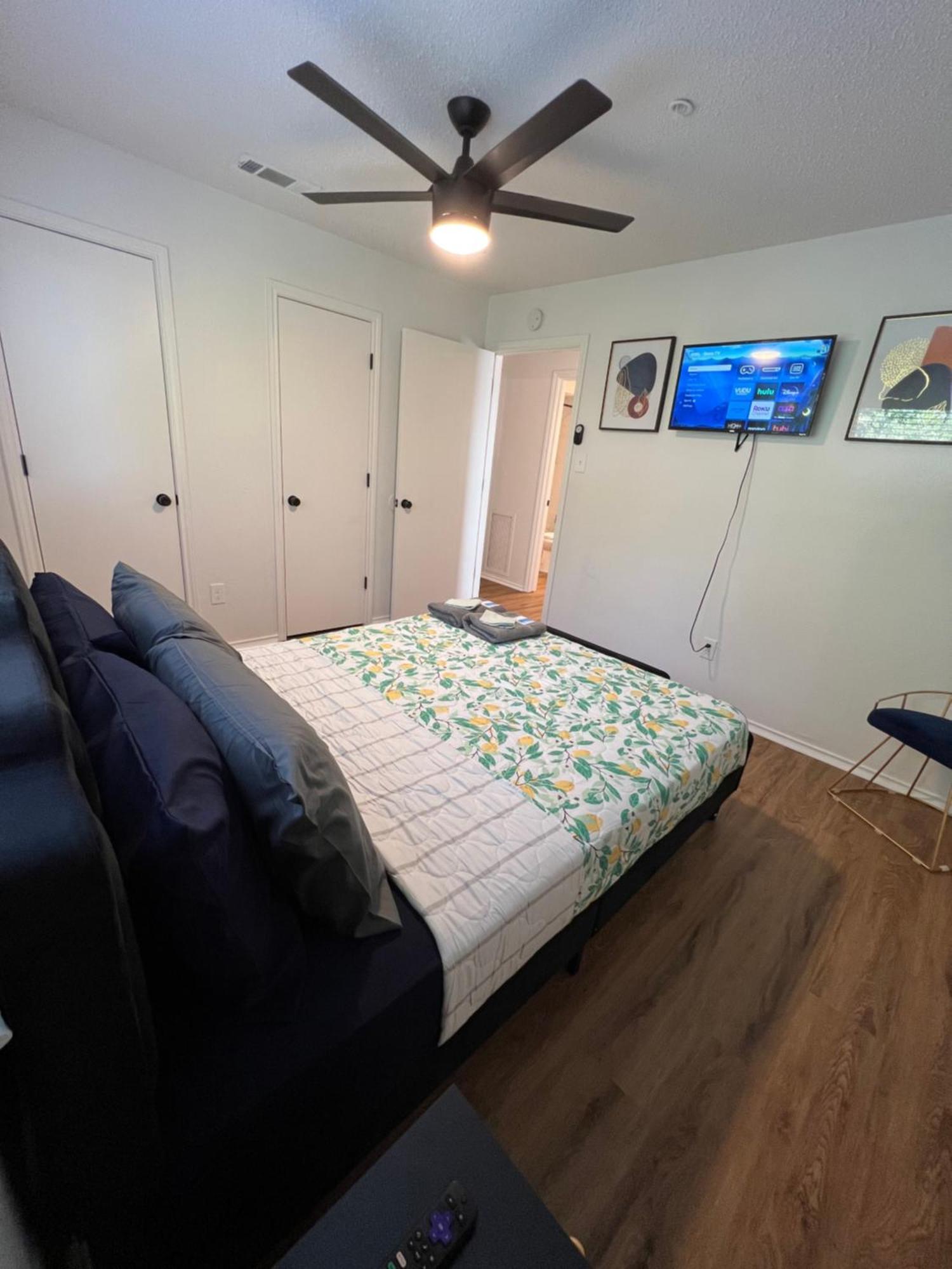Sleek Luxe Gem Downtown 2bd 2ba Appartamento