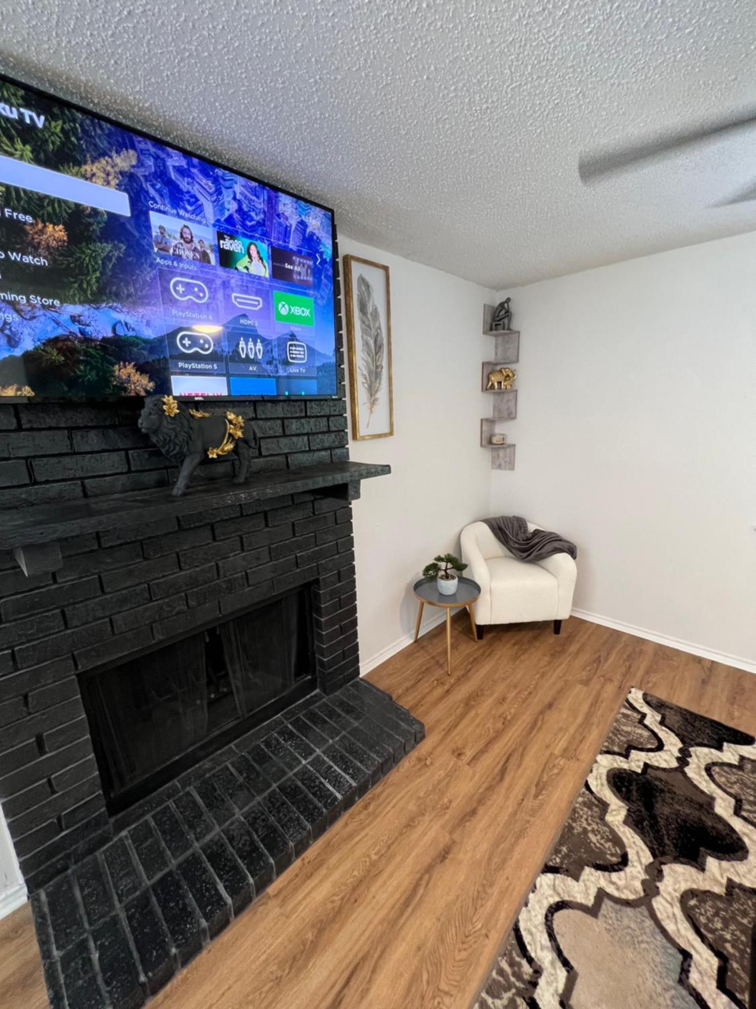 Sleek Luxe Gem Downtown 2bd 2ba Appartamento *