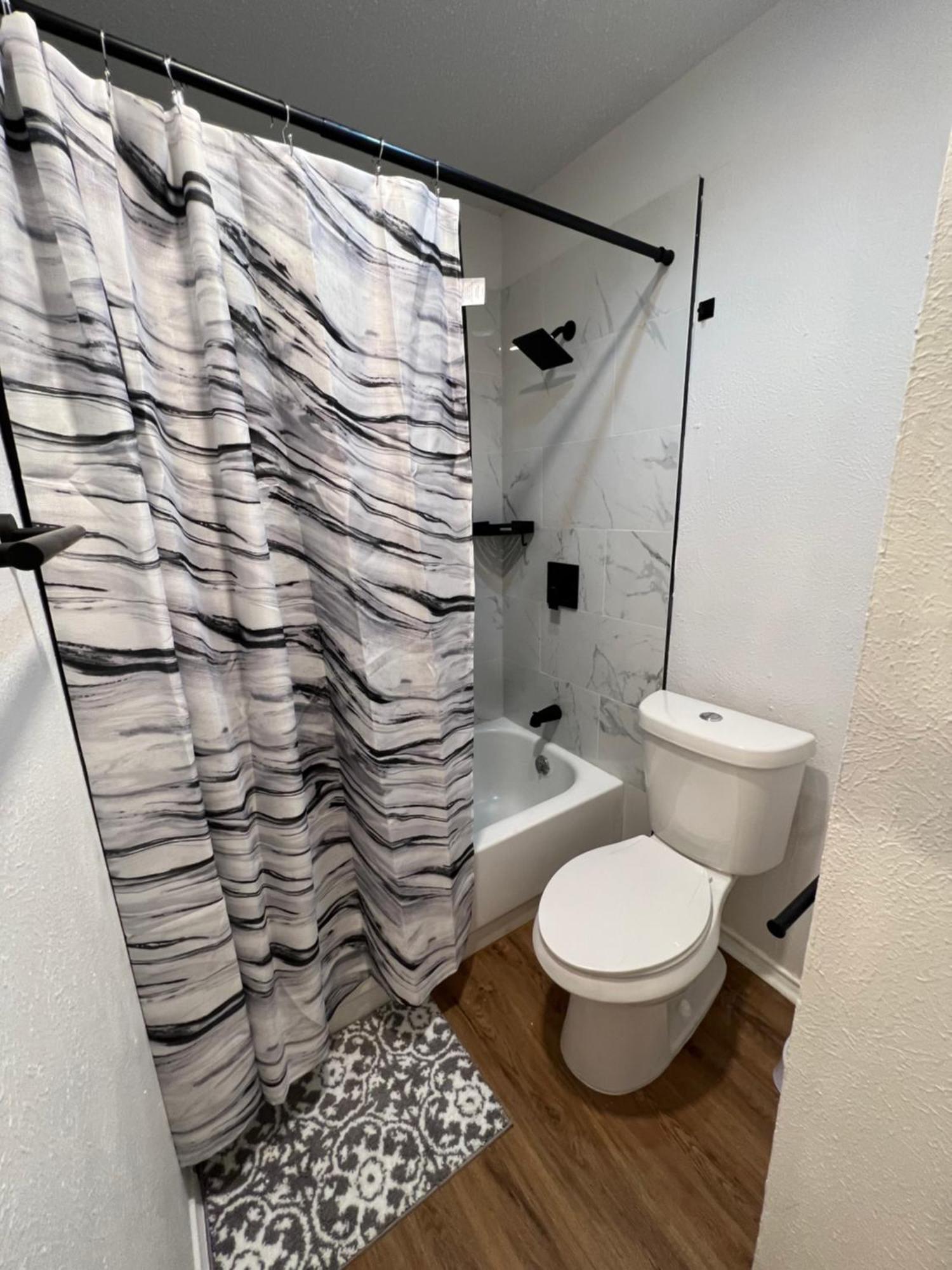 Apartment Sleek Luxe Gem Downtown 2bd 2ba Dallas