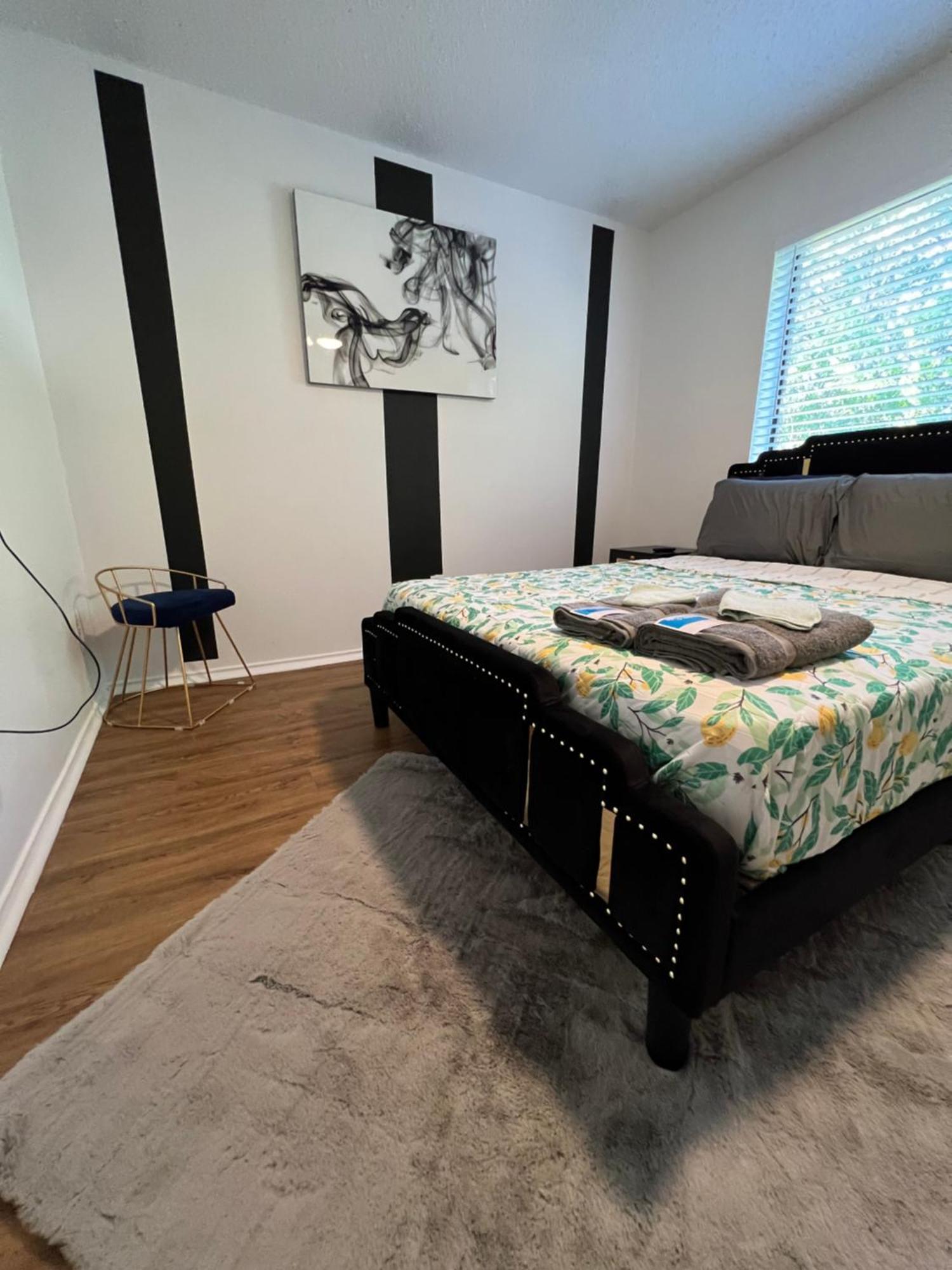 Sleek Luxe Gem Downtown 2bd 2ba Dallas