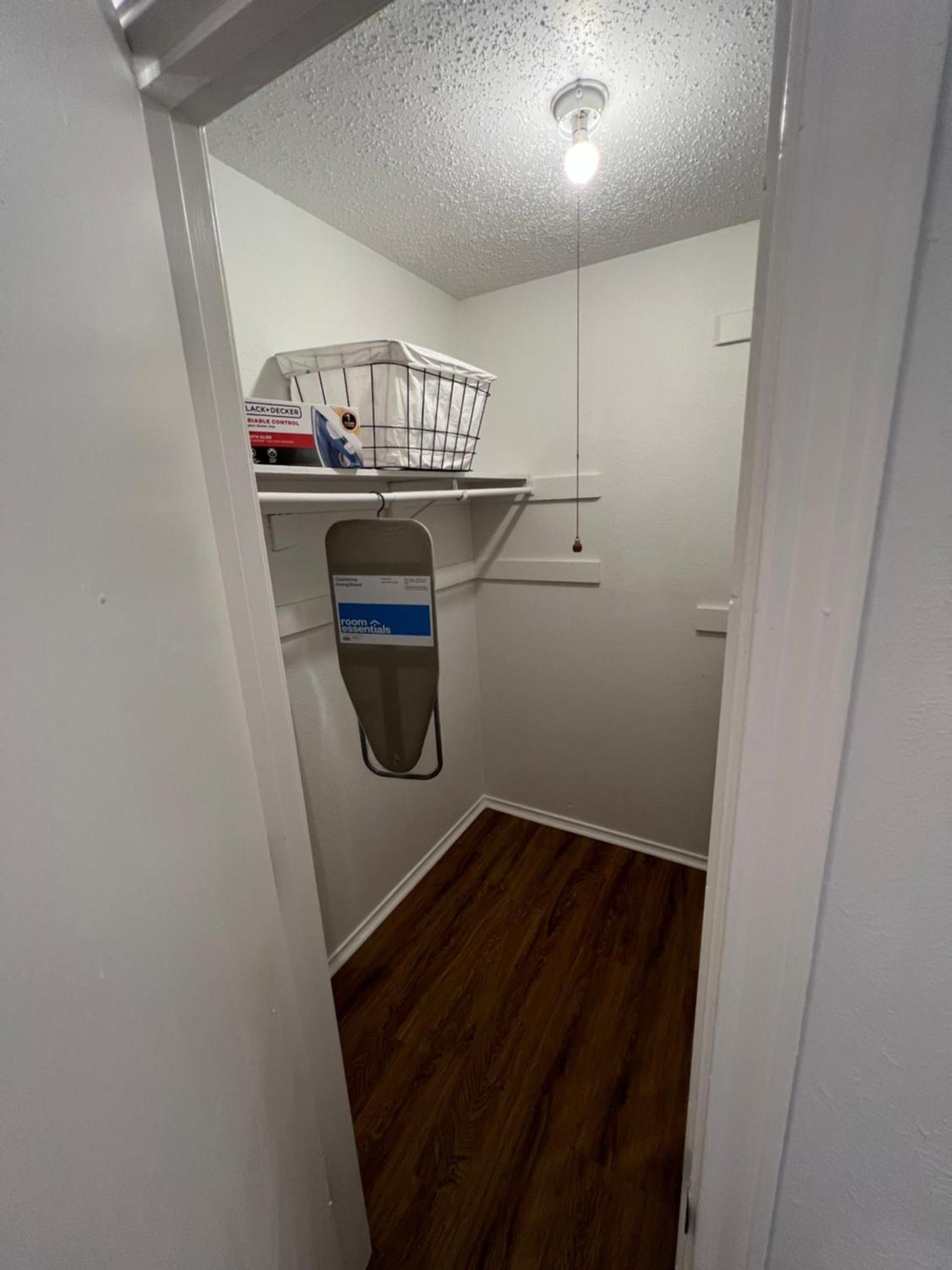 Apartment Sleek Luxe Gem Downtown 2bd 2ba